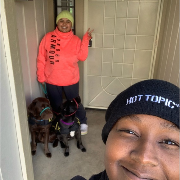 Meet your Posher, Juana - Picture 6 of 16